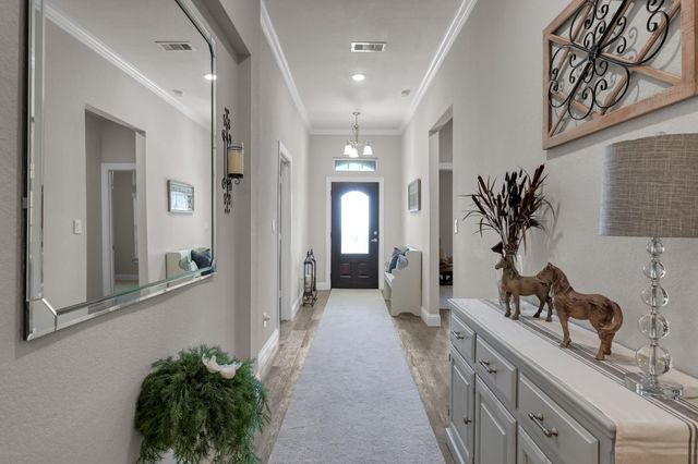 19041 Villa Lane, Montgomery, TX 77356