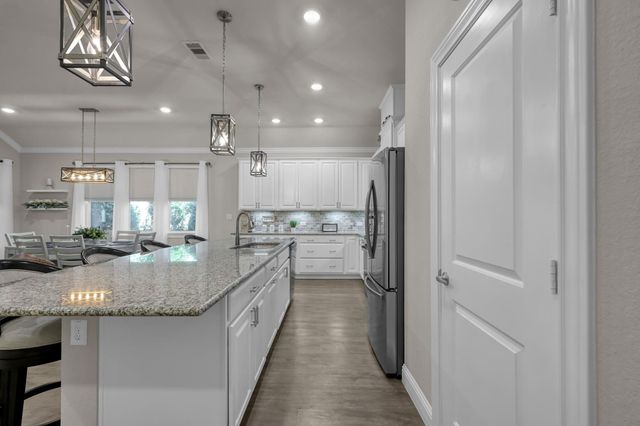 19041 Villa Lane, Montgomery, TX 77356