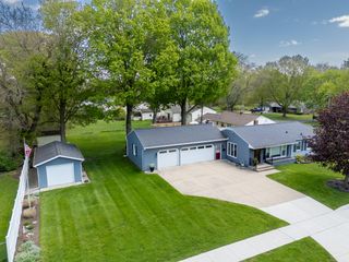1904 Seminole Street, Kalamazoo Twp, MI 49006