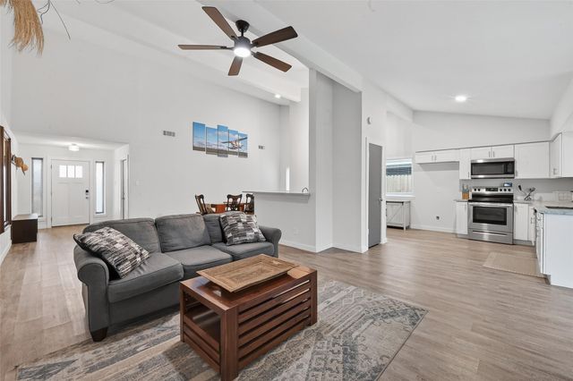 3703 Misty Cove Court, Dickinson, TX 77539