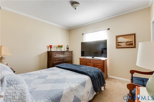 180 Mechams Cove Rd, Topping, VA 23169