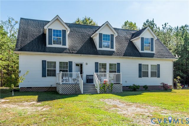 180 Mechams Cove Rd, Topping, VA 23169