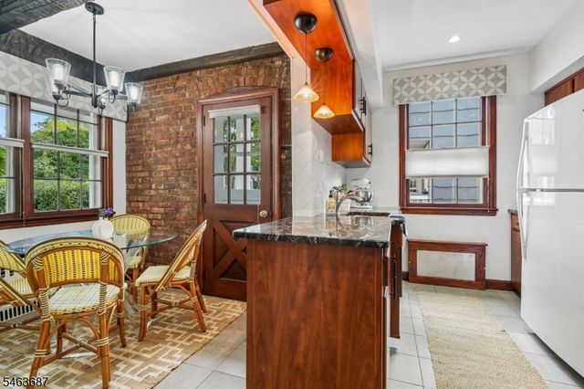 53 Park Ave, Maplewood Twp., NJ 07040