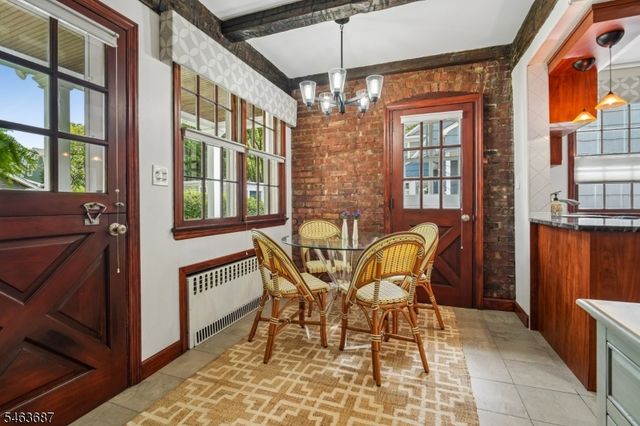 53 Park Ave, Maplewood Twp., NJ 07040