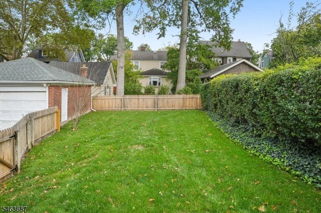 53 Park Ave, Maplewood Twp., NJ 07040