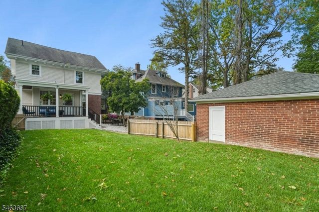 53 Park Ave, Maplewood Twp., NJ 07040