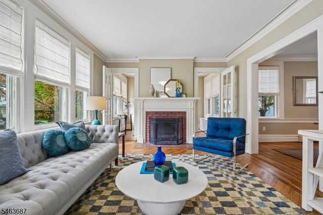 53 Park Ave, Maplewood Twp., NJ 07040