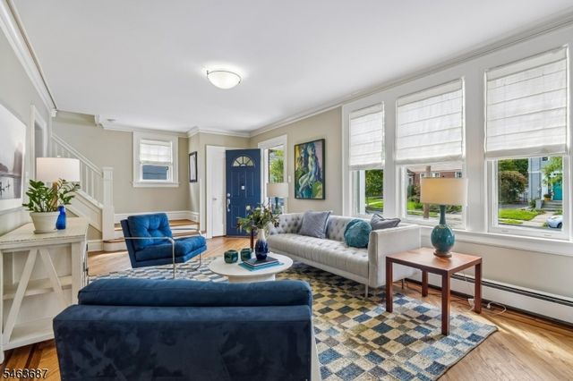 53 Park Ave, Maplewood Twp., NJ 07040