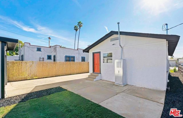 1619 W 68th Street, Los Angeles, CA 90047