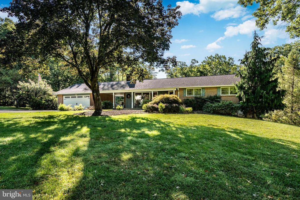 4331 E CAMPBELL RD, PENNSBURG, PA 18073 — photo 3