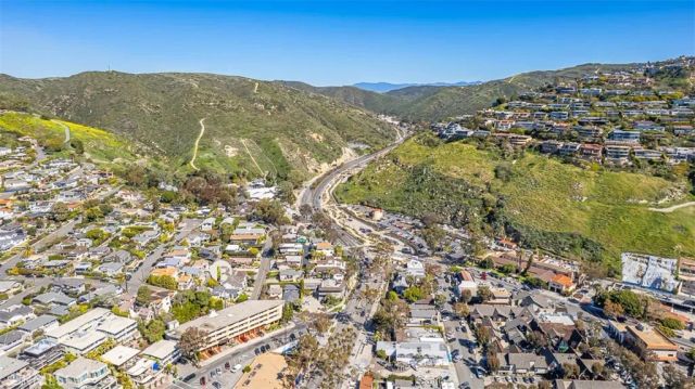 513 San Nicholas Court, Laguna Beach, CA 92651