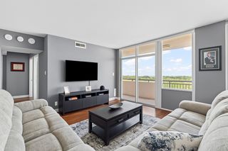 6211 W Northwest Highway 500, Dallas, TX 75225