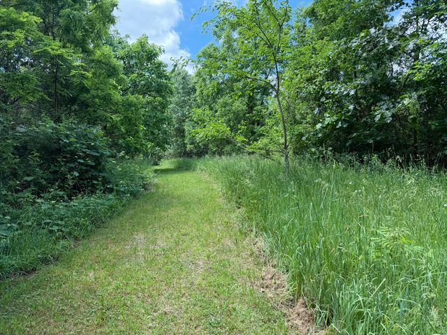 3406 W Shore Drive, Battle Creek, MI 49017