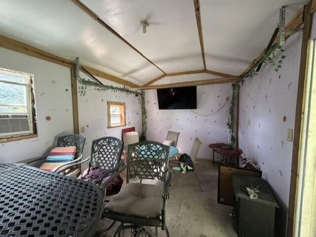 3406 W Shore Drive, Battle Creek, MI 49017