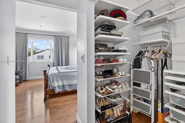 19010 NW 23rd Ct, Pembroke Pines, FL 33029