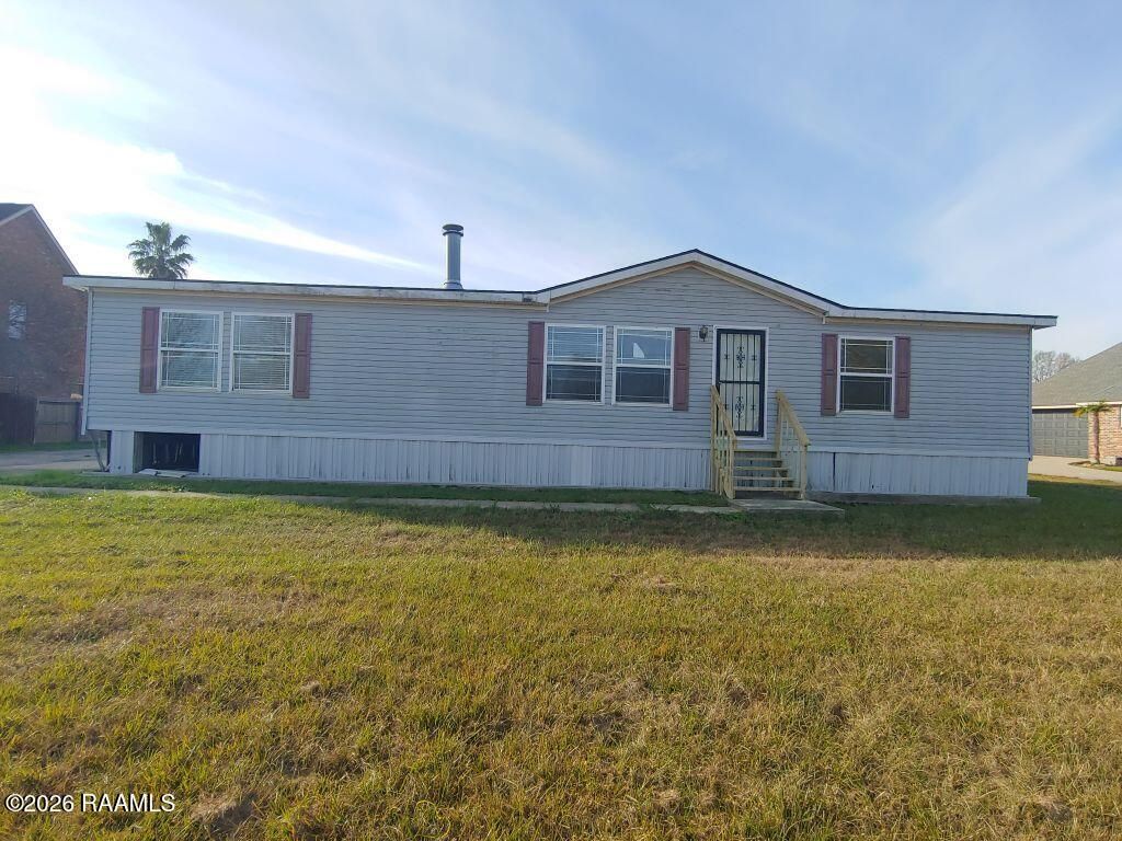 104 Schoeffler Road, Carencro, LA 70520