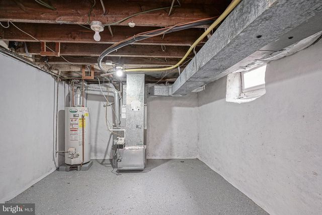 719 BURLINGTON AVE, Delanco, NJ 08075