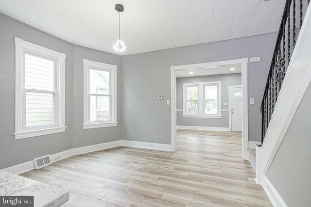 719 BURLINGTON AVE, Delanco, NJ 08075