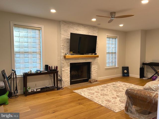 1 HAYMARKET LN, Bryn Mawr, PA 19010