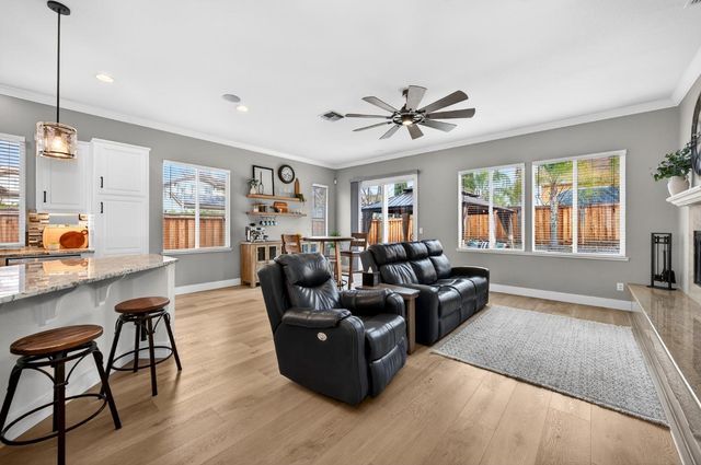 2509 Century Oak Dr, Lincoln, CA 95648