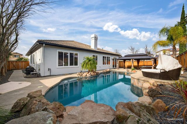 2509 Century Oak Dr, Lincoln, CA 95648