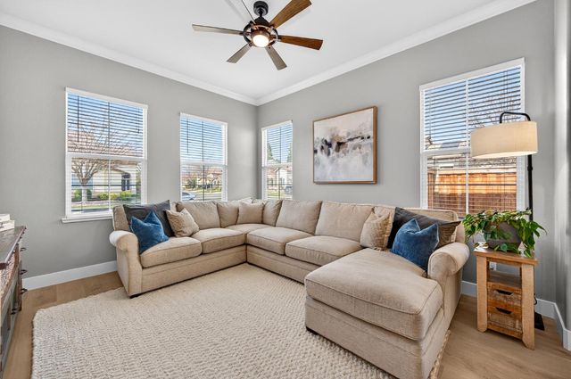 2509 Century Oak Dr, Lincoln, CA 95648