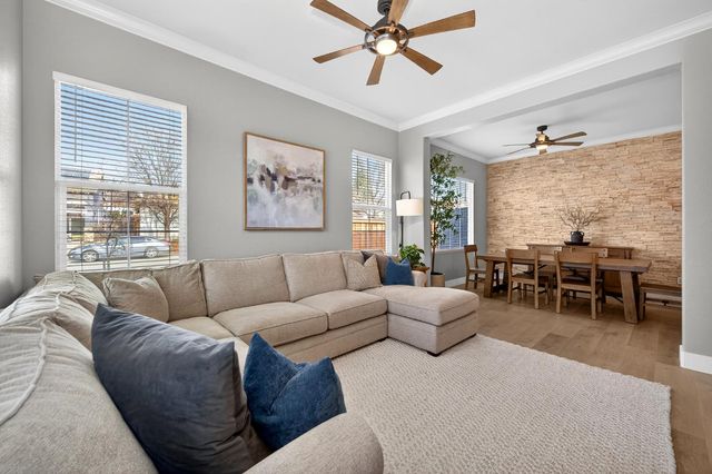 2509 Century Oak Dr, Lincoln, CA 95648