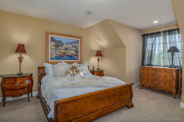 7806 Lakeridge Drive, Montgomery, AL 36117
