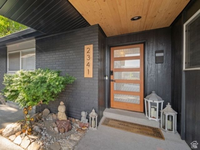 2341 E NEFFS LN, Millcreek, UT 84109