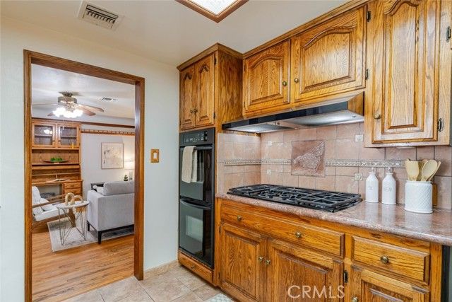 835 N Lincoln Street, Burbank, CA 91506