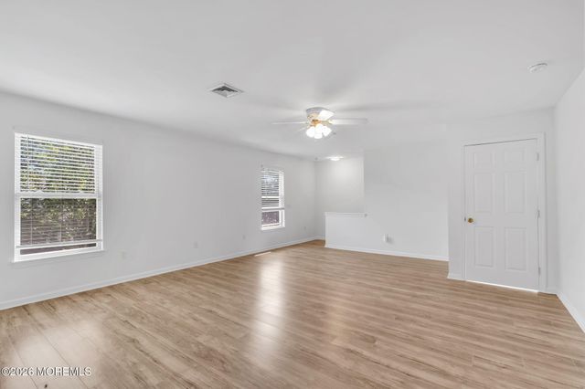 513 Harding Avenue, Toms River, NJ 08753