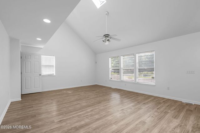 513 Harding Avenue, Toms River, NJ 08753