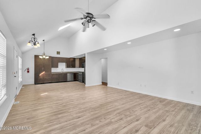 513 Harding Avenue, Toms River, NJ 08753