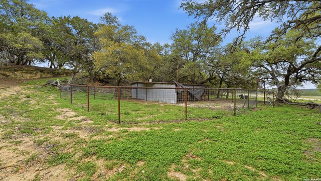 12521 REBECCA CREEK RD, Spring Branch, TX 78070