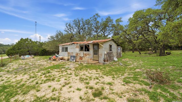 12521 REBECCA CREEK RD, Spring Branch, TX 78070
