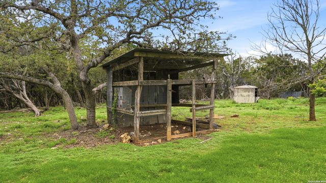 12521 REBECCA CREEK RD, Spring Branch, TX 78070