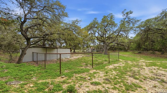 12521 REBECCA CREEK RD, Spring Branch, TX 78070