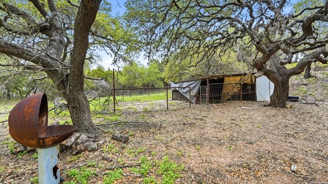 12521 REBECCA CREEK RD, Spring Branch, TX 78070