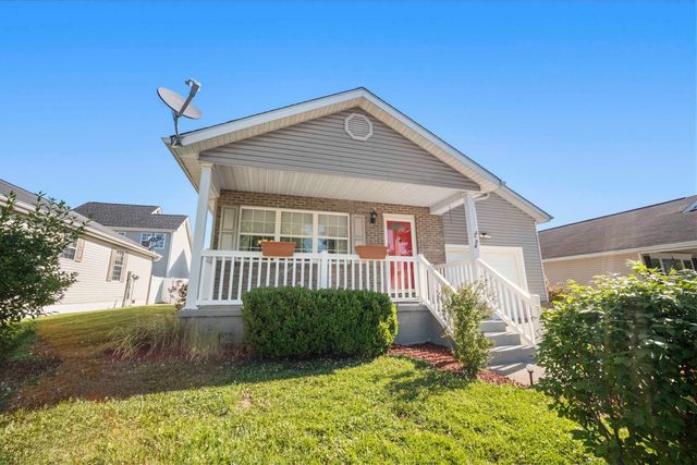 74 Sunwatch Drive, Huntington, WV 25705