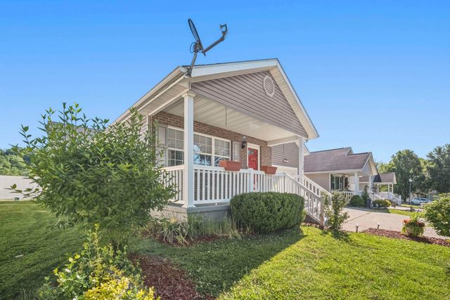 74 Sunwatch Drive, Huntington, WV 25705