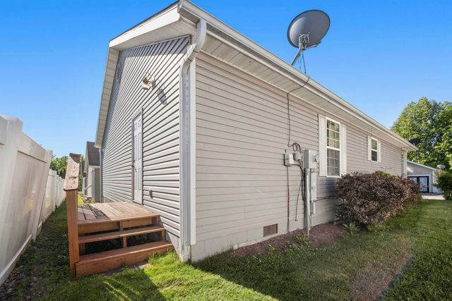 74 Sunwatch Drive, Huntington, WV 25705