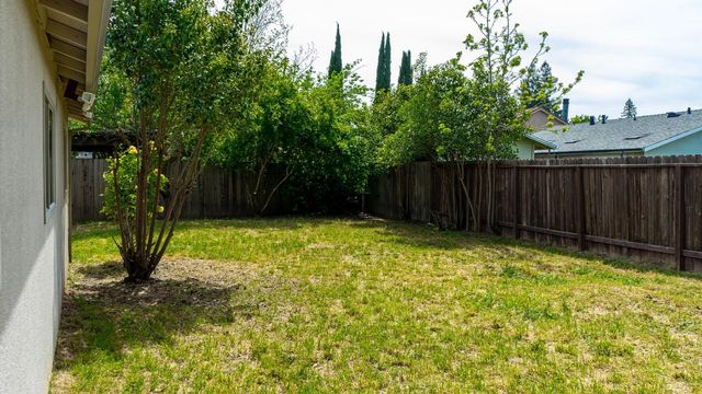 2825 Normington Dr, Sacramento, CA 95833