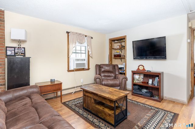 43 May Street, New Britain, CT 06052