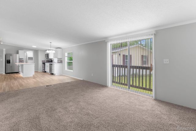 16 Canary Hill Drive, Orion Charter Township, MI 48359