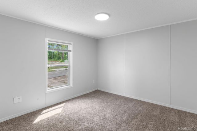 16 Canary Hill Drive, Orion Charter Township, MI 48359