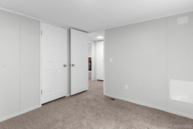 16 Canary Hill Drive, Orion Charter Township, MI 48359