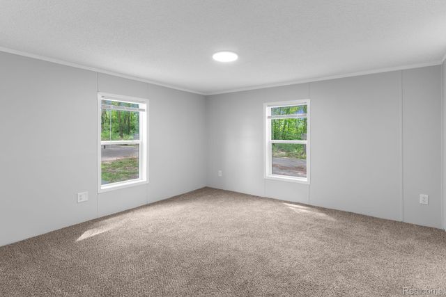 16 Canary Hill Drive, Orion Charter Township, MI 48359