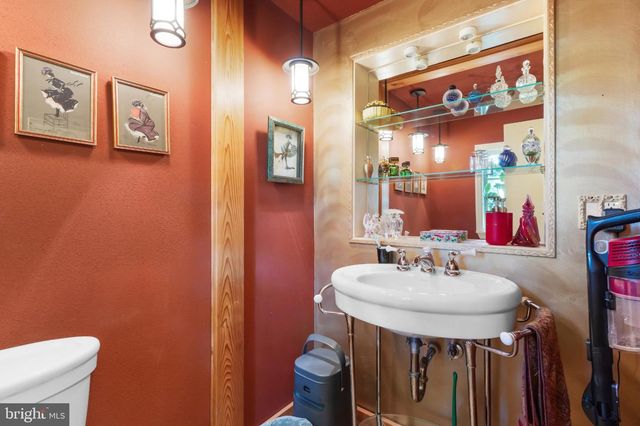 339 MAPLE AVE, Harleysville, PA 19438