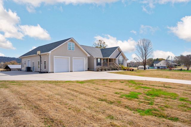 2545 W Armuchee Road, Lafayette, GA 30728