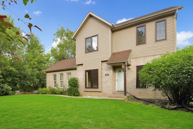 307 Blackstone Avenue, Willow Springs, IL 60480